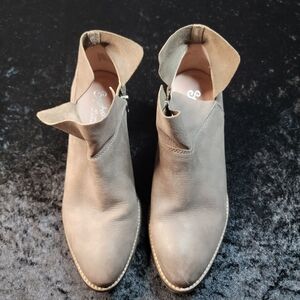 Seychelles Anthropologie Snare Tan Leather Ankle Booties